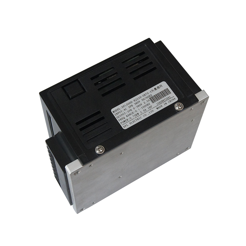 DFL500D通用變頻器，小體變頻器，變頻調(diào)速器，變頻器生產(chǎn)廠家